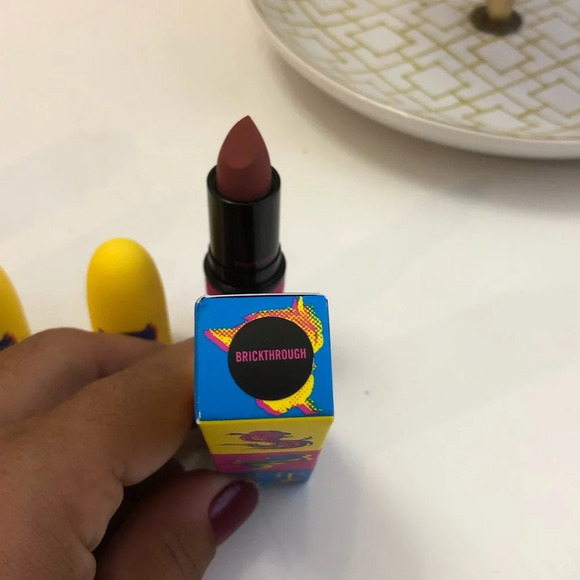 - MAC Lot of 2 Moon Masterpiece Powder Kiss Lipsticks Lunar New Year LE NIB - Picture 5 of 6